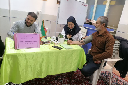 برگزاری ایستگاه سلامت و اندازه گیری فشارخون 3
