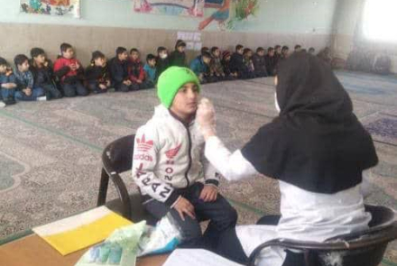 آموزش  بهداشت دهان و دندان و معاینه دانش آموزان ابتدایی 5
