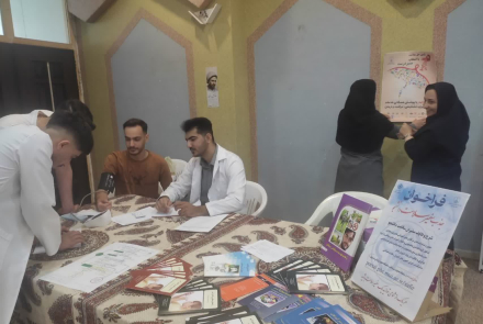 برگزاری همایش گرامیداشت روز جهانی بهداشت و هفته سلامت در دانشگاه آزاد اسلامی نجف‌آباد همزمان با هفته سلامت 4