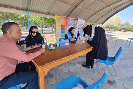 برگزاری کمپین "سلامتی را قدم بزن" در باغ بانوان نجف‌آباد 5