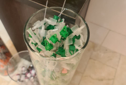 پلمپ یک واحد غیرمجاز انجام خدمات زیبایی